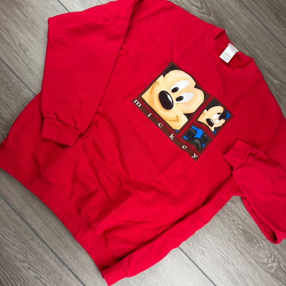 Disney Store Unisex Sweatshirt Mickey Mouse Graphic Red XL